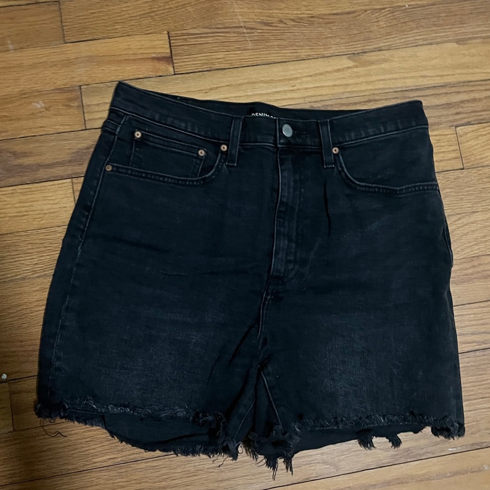 Denim Forum 50s Arlo Mid Thigh Short Women Size 31 Black Denim